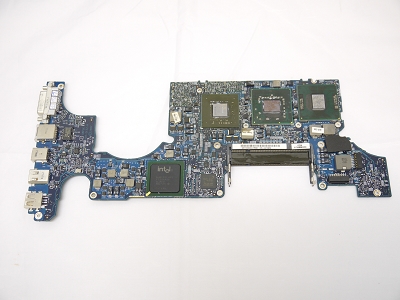 Apple MacBook Pro 17" A1229 2007 2.4 GHz Logic Board 820-2132-A
