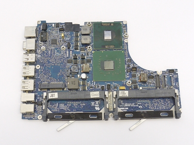Apple MacBook 13" A1181 2006 1.83 GHz Core 2 Duo T2400 Logic Board 820-1889-A