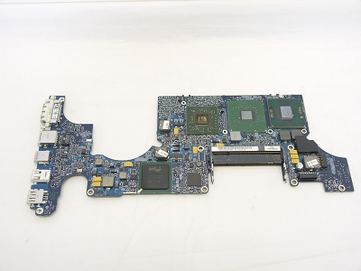 Apple MacBook Pro 17" A1212 2006 2.33 GHz Logic Board 820-2059-A